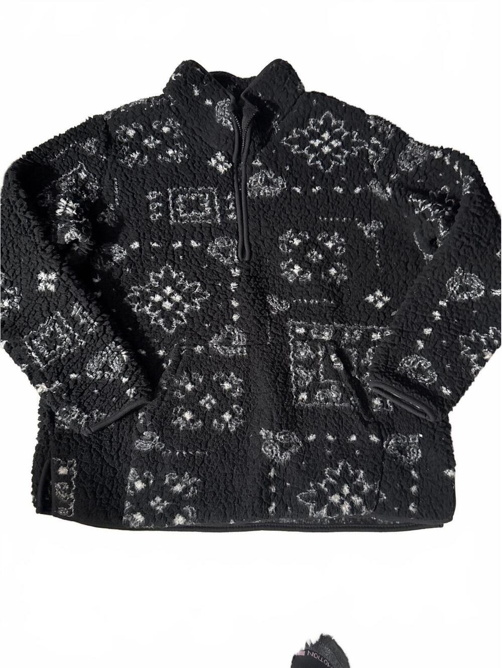 Wrangler Retro Women’s XL Black and White Patterned Fleece Jacket